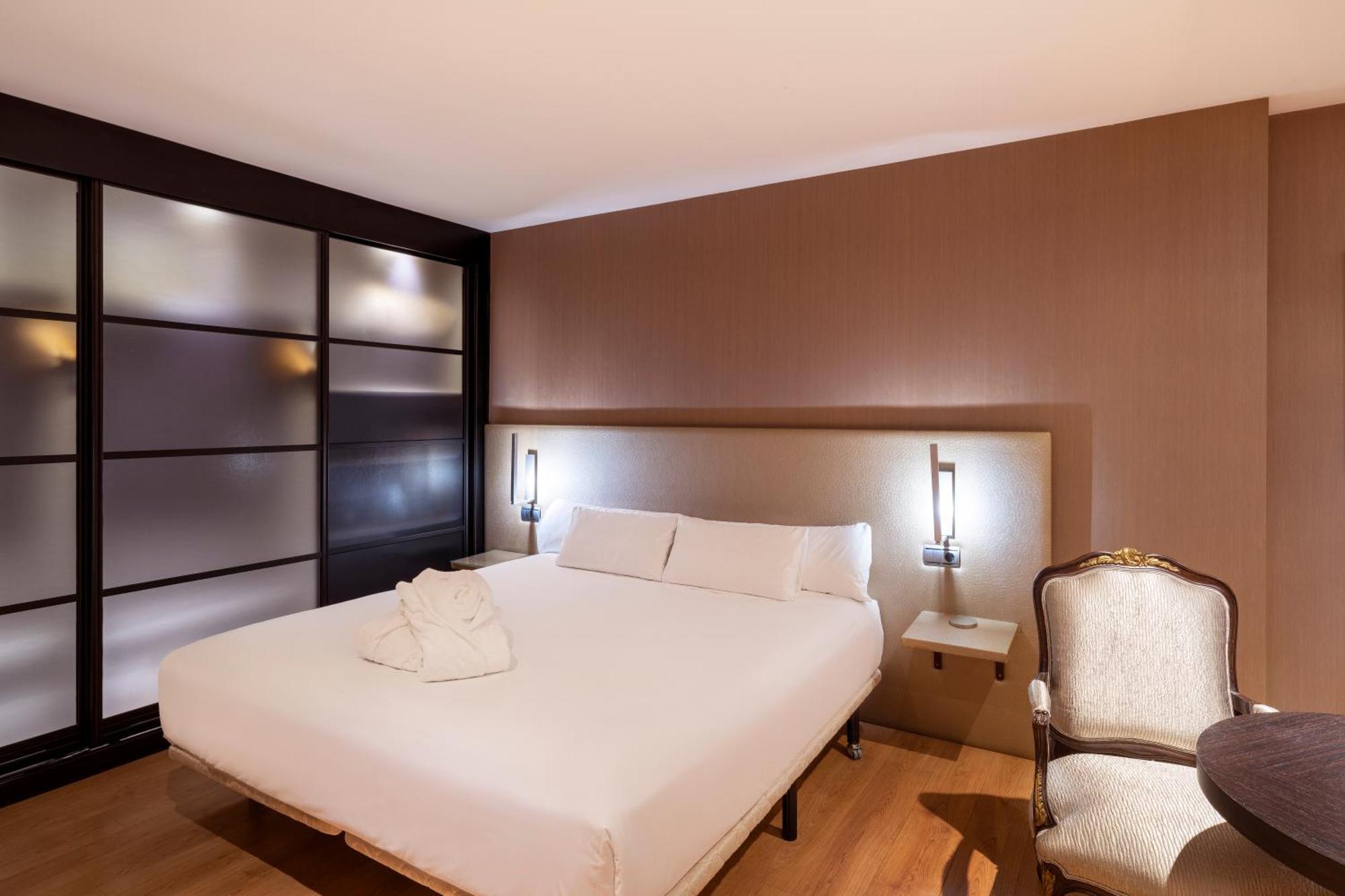 Iberik Santo Domingo Plaza Hotel Oviedo Zewnętrze zdjęcie