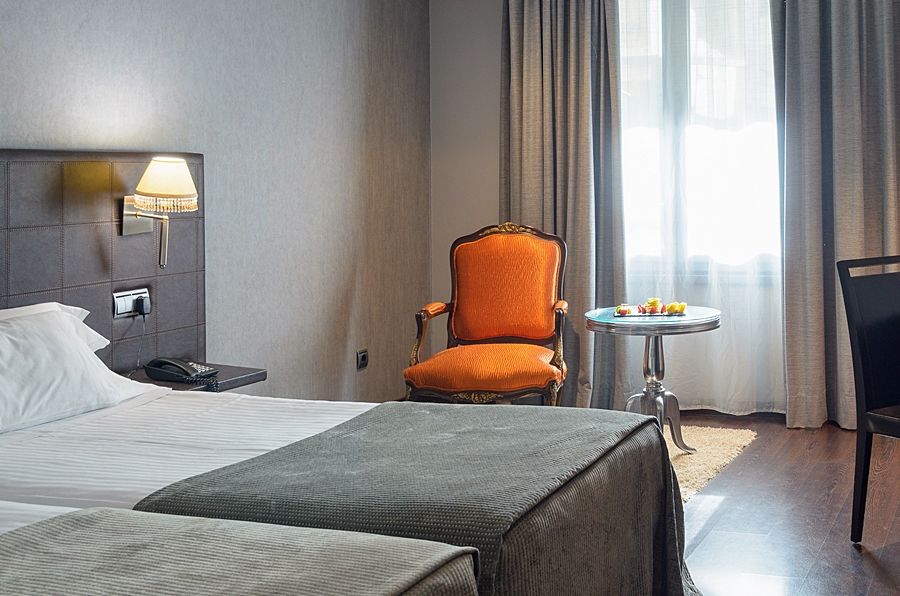 Iberik Santo Domingo Plaza Hotel Oviedo Zewnętrze zdjęcie